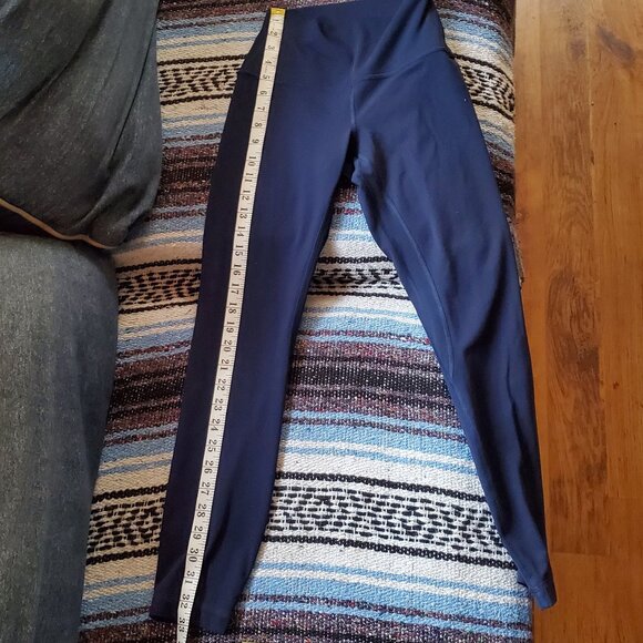 Lululemon tights - Picture 6 of 8